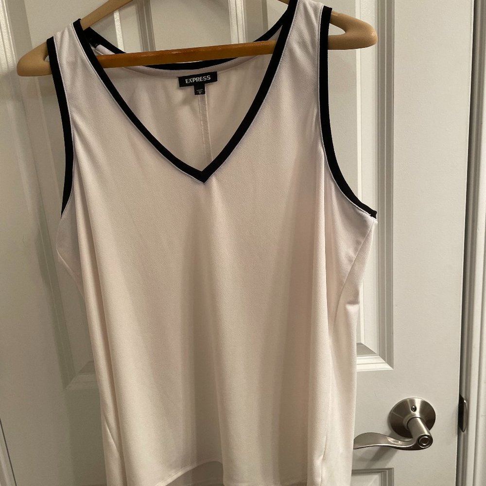 Express Tank with Black Edge-Piping, size L